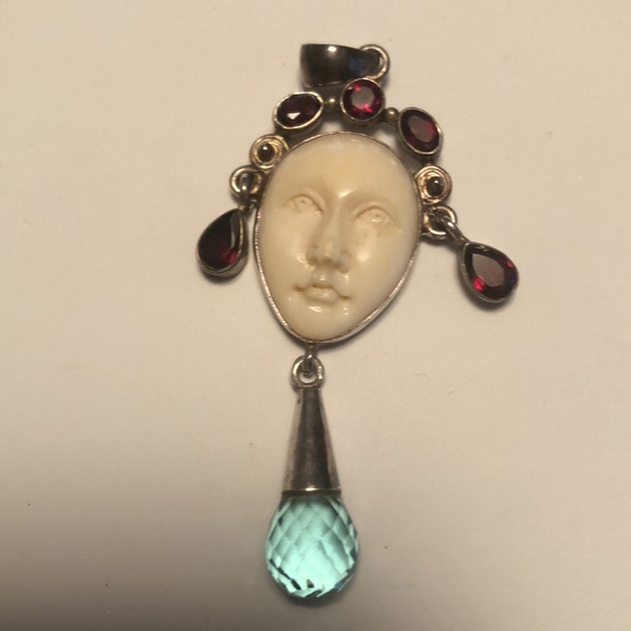 Absolutely Gorgeous Sterling Silver & Ruby & Moonstone Pendant - Picture 9 of 17